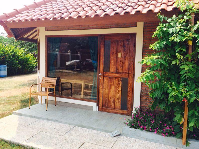 Jepara Marina Beach Bungalows エクステリア 写真