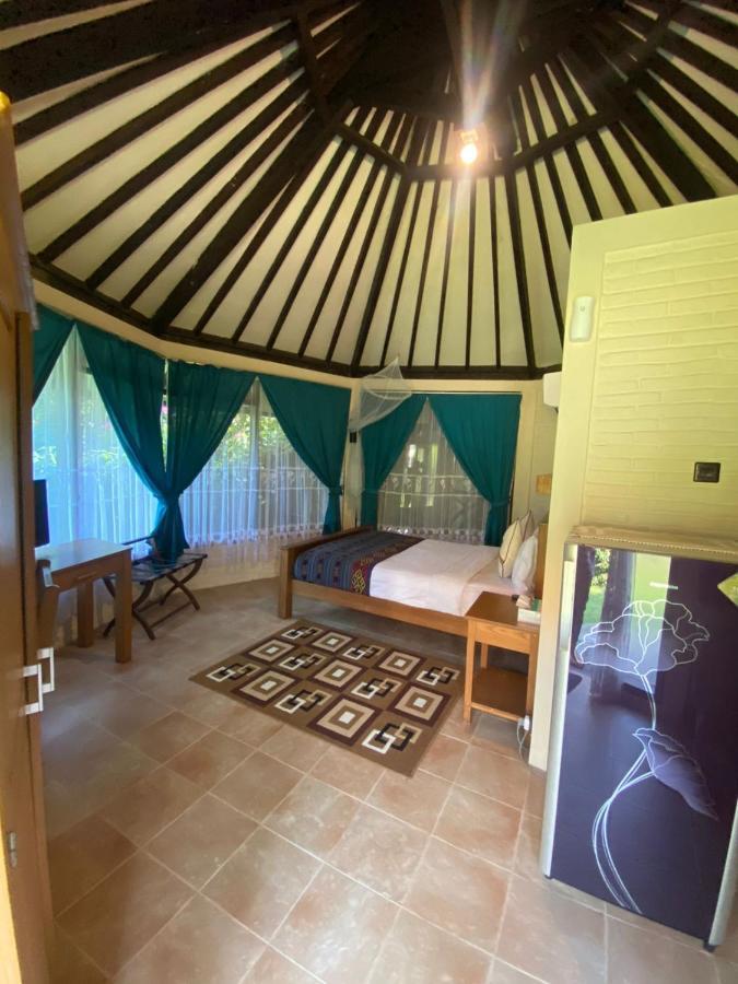Jepara Marina Beach Bungalows エクステリア 写真