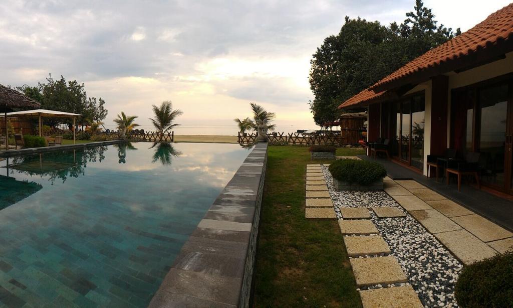Jepara Marina Beach Bungalows エクステリア 写真